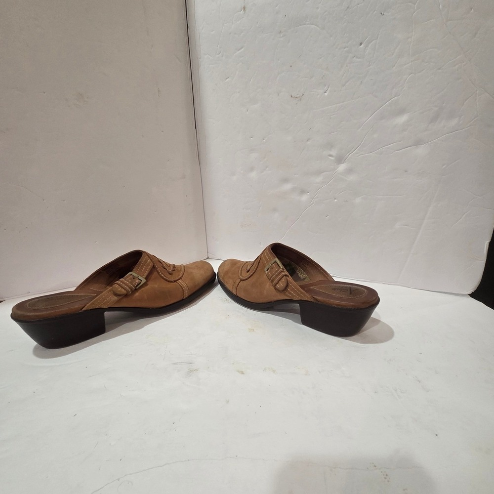 Y2K Clarks Tan Suede Buckle Block Heel Mules Clogs Western Cotcottage Granny - Picture 6 of 10